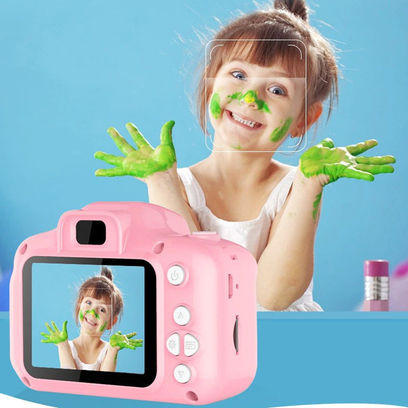 SMART Dečija digitalna kamera sa video igricama + SD memorijska kartica 16 gb.
