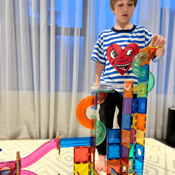 Magnetni Blokovi za Decu (45 delova) - Igračka za Kreativnost i Razvoj