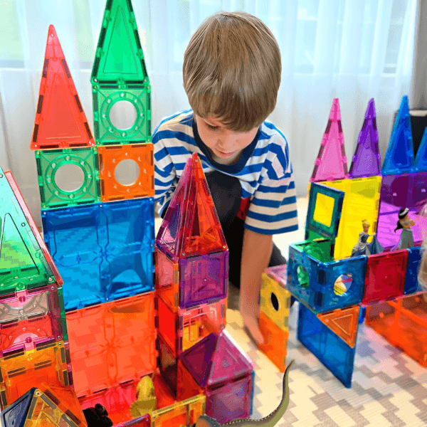 Magnetni Blokovi za Decu (45 delova) - Igračka za Kreativnost i Razvoj